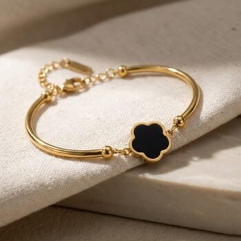 Black clover bracelet